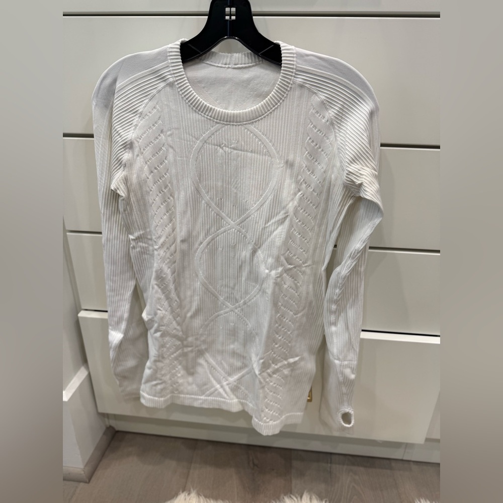 Lululemon long sleeve top